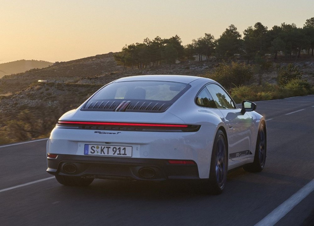 Yeni Porsche 911 Carrera T tanıtıldı