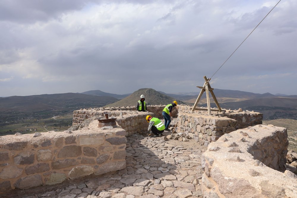 Konya'da 5 bin yıllık kale: