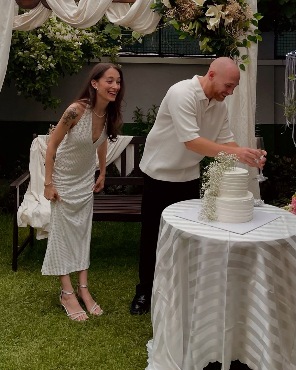 Çocuklar Duymasın yıldızı "Havuç" nişanlandı