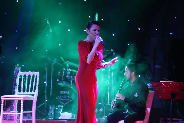 Ünlülerin bayram tarifesi belli oldu